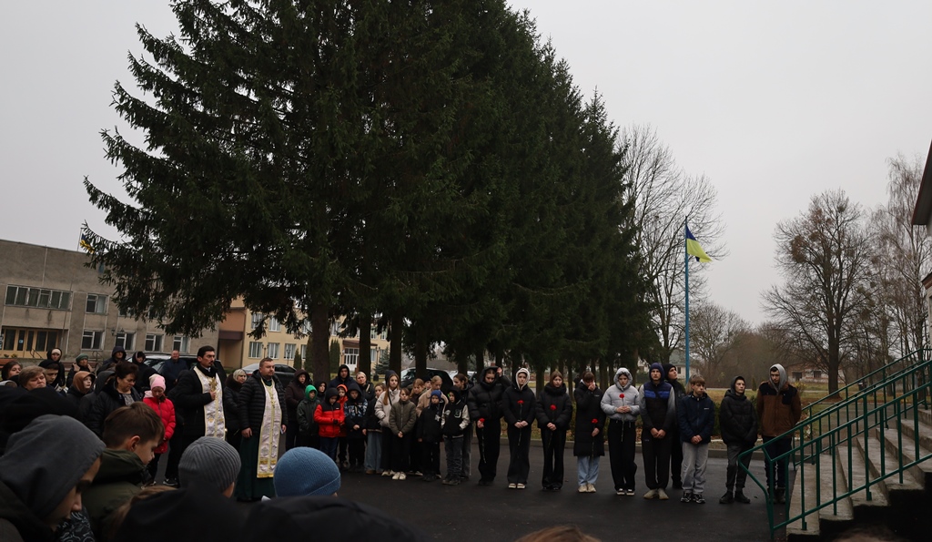 Герої живуть доти, доки про них пам’ятають. Відкриття меморіальної дошки в Пилиповицькому ліцеї