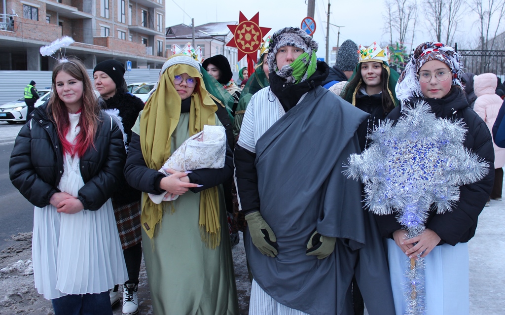 У Звягелі відбулась Різдвяна хода вертепів «Звягель колядує з вірою й добром»