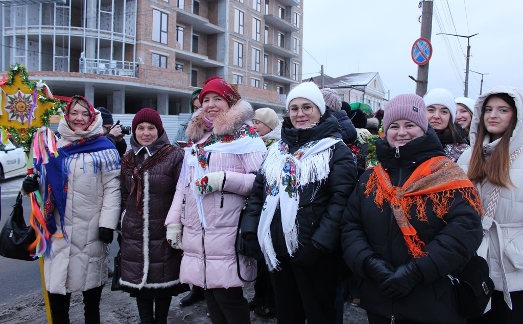 У Звягелі відбулась Різдвяна хода вертепів «Звягель колядує з вірою й добром»