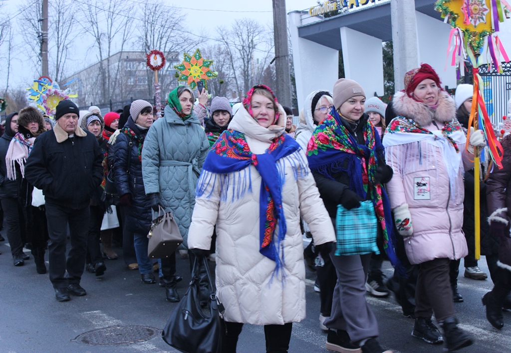 У Звягелі відбулась Різдвяна хода вертепів «Звягель колядує з вірою й добром»