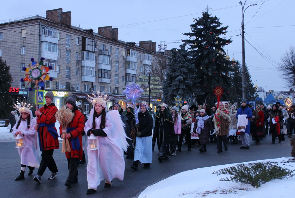 У Звягелі відбулась Різдвяна хода вертепів «Звягель колядує з вірою й добром»