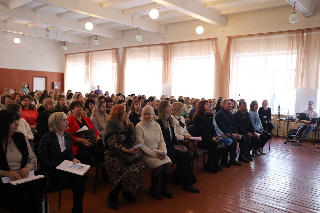 Відбувся міський етап конкурсу «Добрих практик» освітян Звягельської міської територіальної громади «Сучасна освіта – 2026»