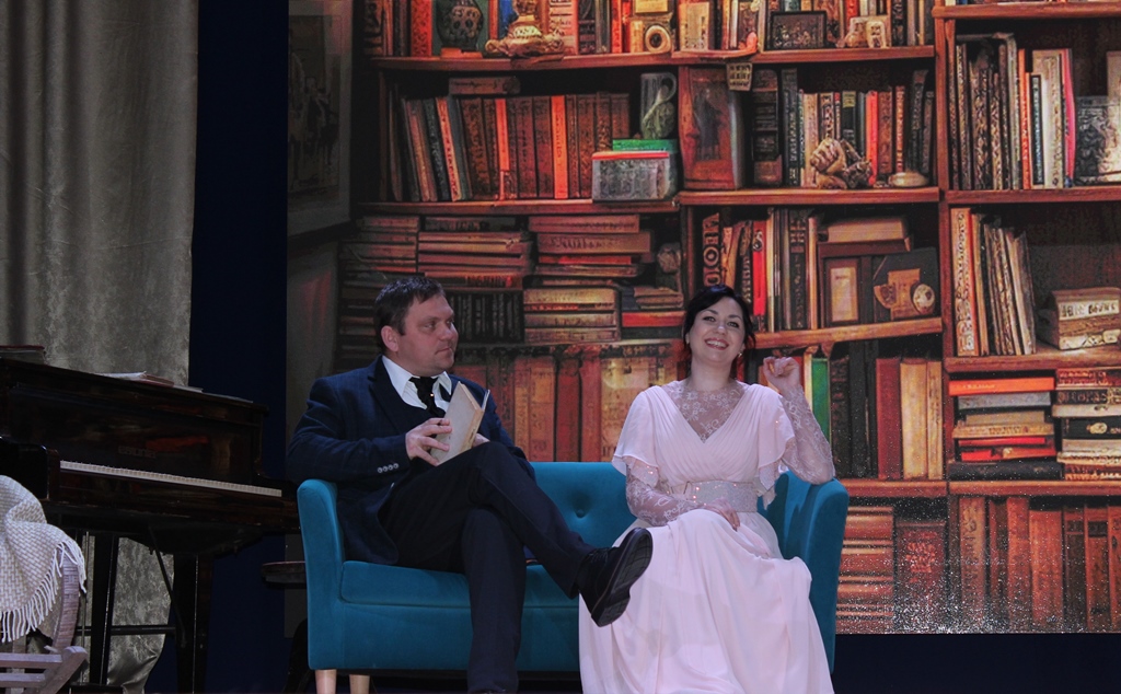 У Звягелі відбулася прем’єра вистави «Блакитна троянда» за твором Лесі Українки