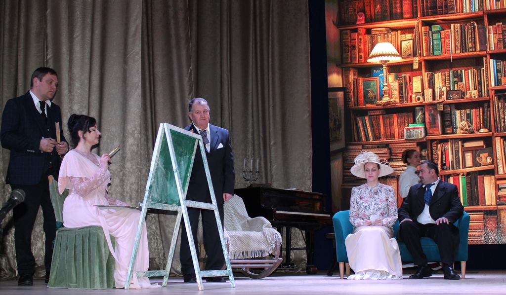 У Звягелі відбулася прем’єра вистави «Блакитна троянда» за твором Лесі Українки