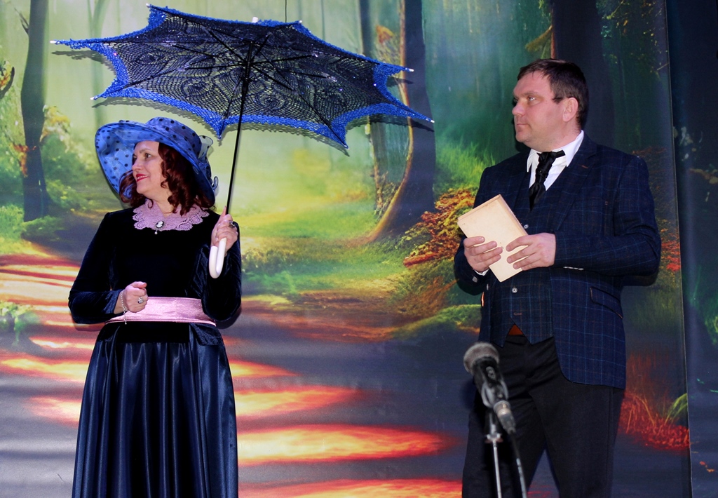 У Звягелі відбулася прем’єра вистави «Блакитна троянда» за твором Лесі Українки