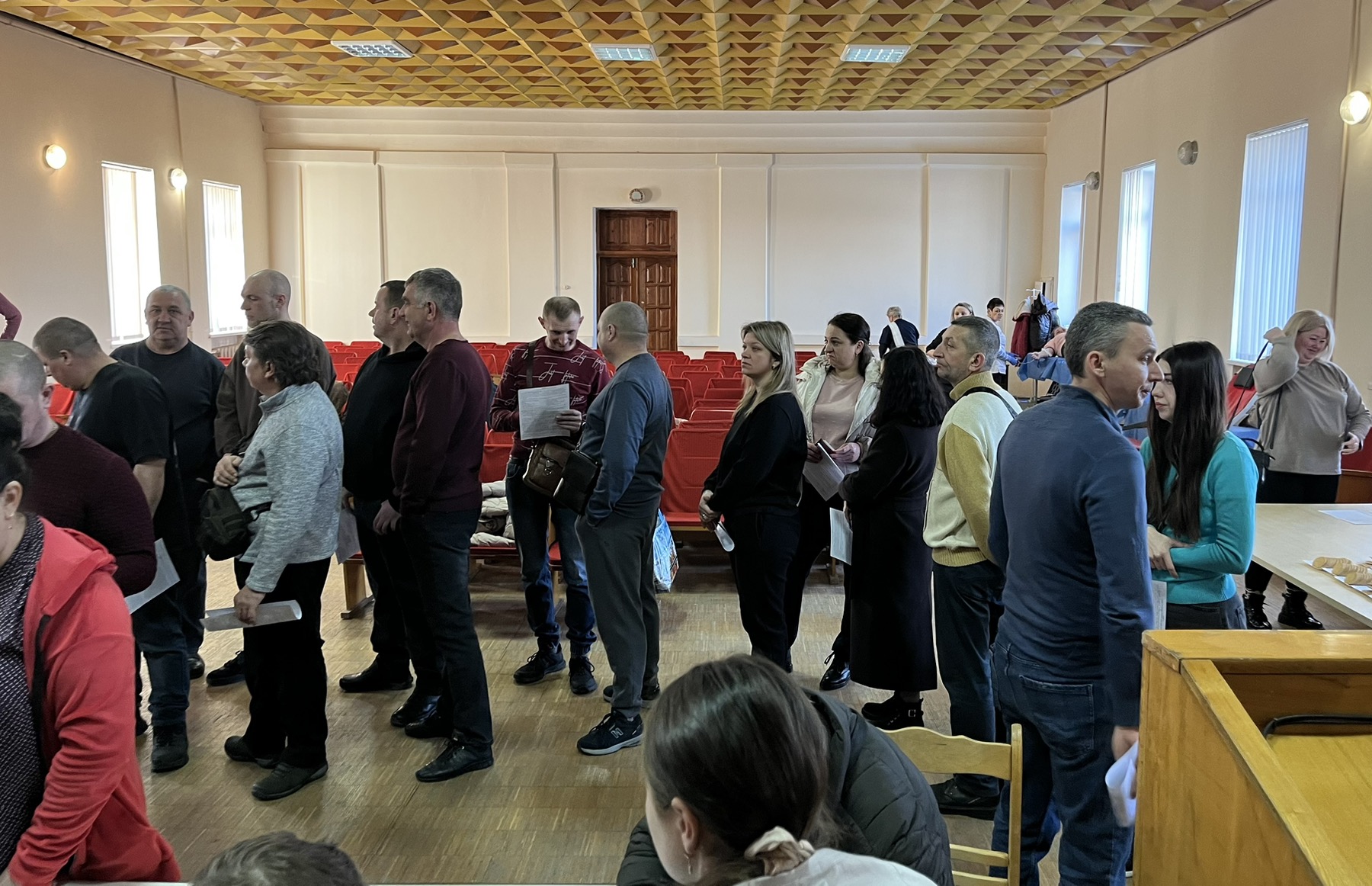 У Звягелі відбувся виїзний забір донорської крові: 92 людини подарували шанс на життя