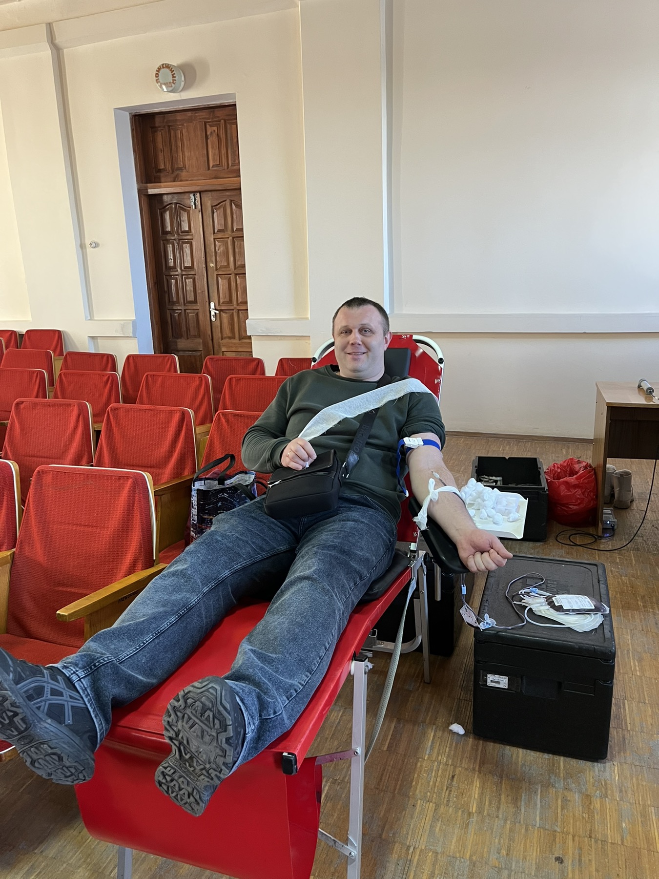 У Звягелі відбувся виїзний забір донорської крові: 92 людини подарували шанс на життя