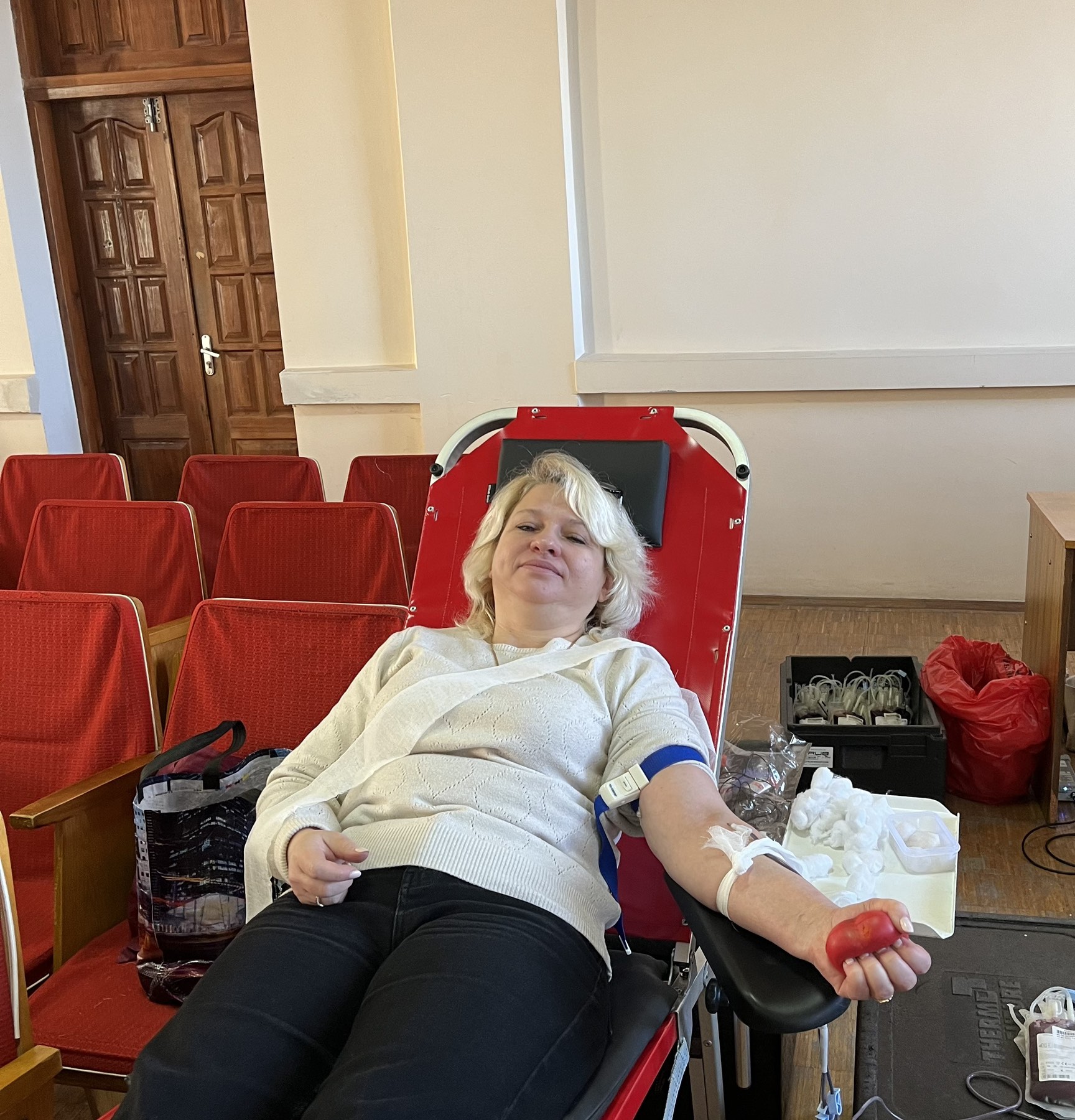 У Звягелі відбувся виїзний забір донорської крові: 92 людини подарували шанс на життя