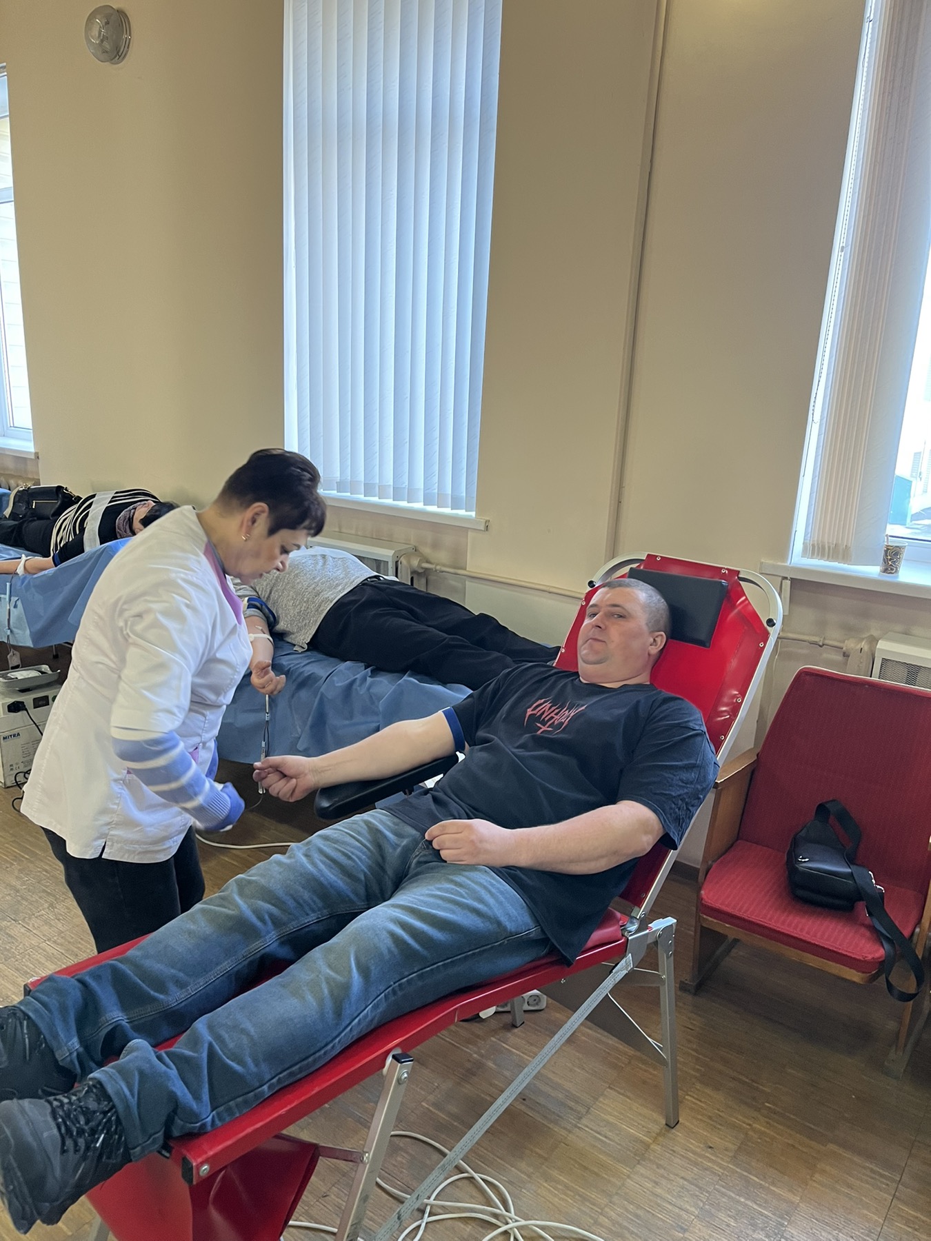 У Звягелі відбувся виїзний забір донорської крові: 92 людини подарували шанс на життя