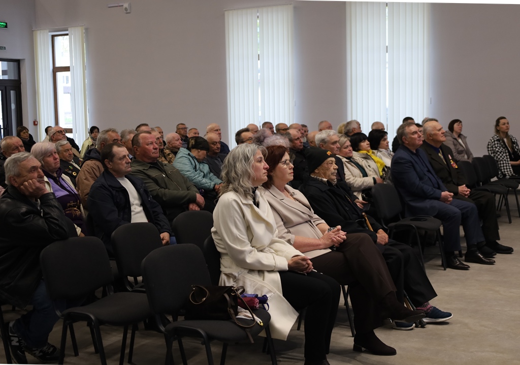 Пам’ятаємо заради майбутнього: у Звягелі відбулися заходи до роковин Чорнобиля