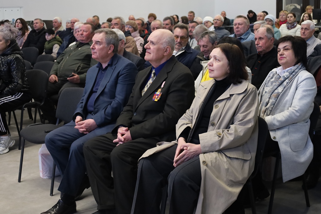 Пам’ятаємо заради майбутнього: у Звягелі відбулися заходи до роковин Чорнобиля