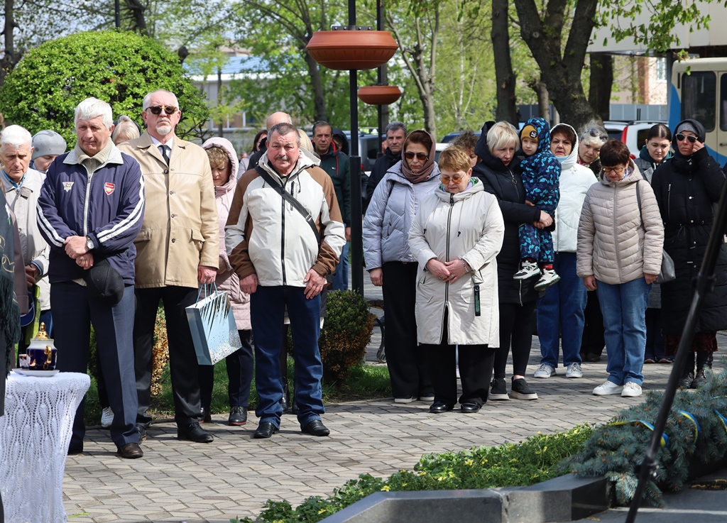 Пам’ятаємо заради майбутнього: у Звягелі відбулися заходи до роковин Чорнобиля