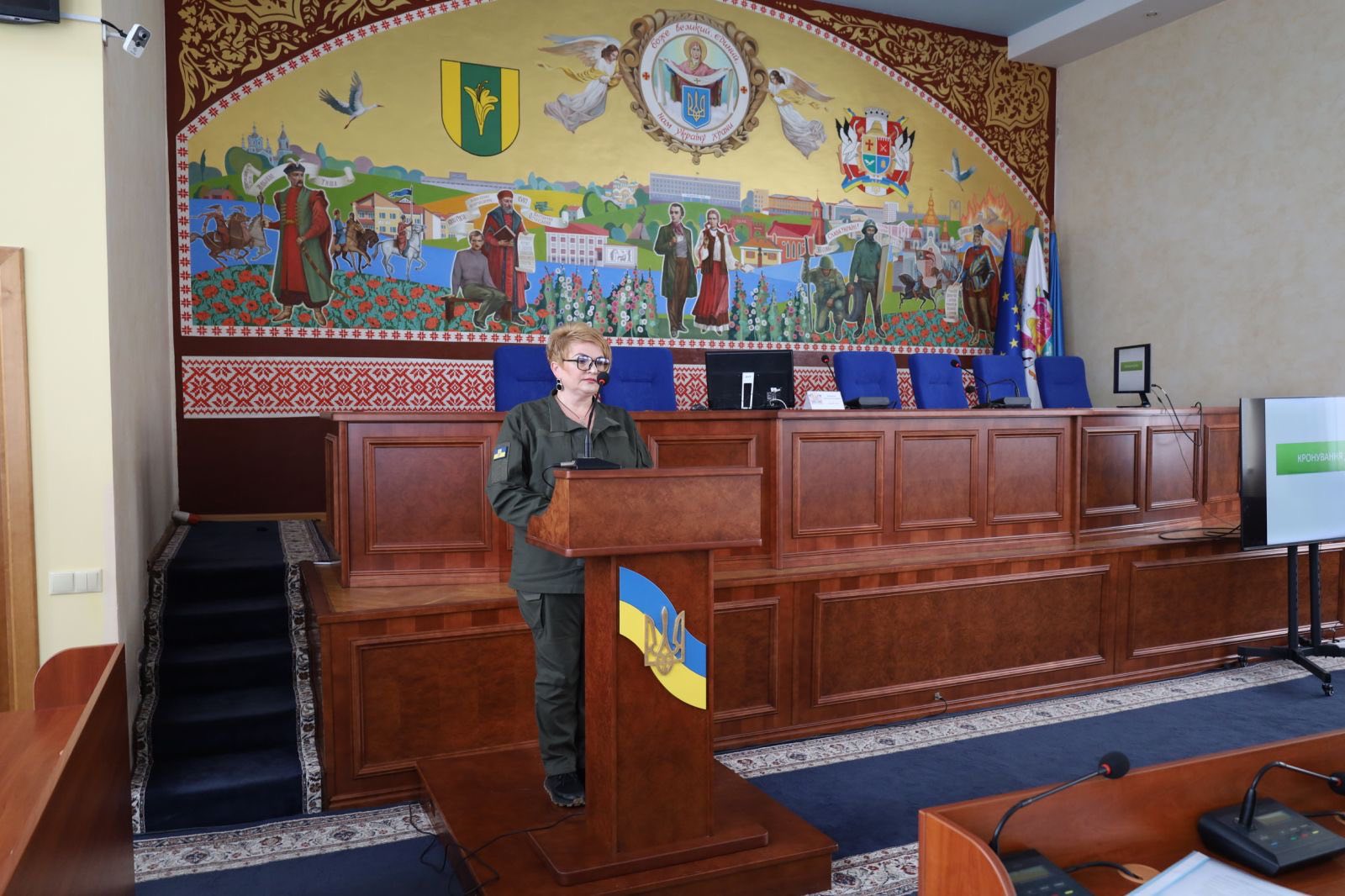 Про недопущення шкідливого обрізання дерев у громаді