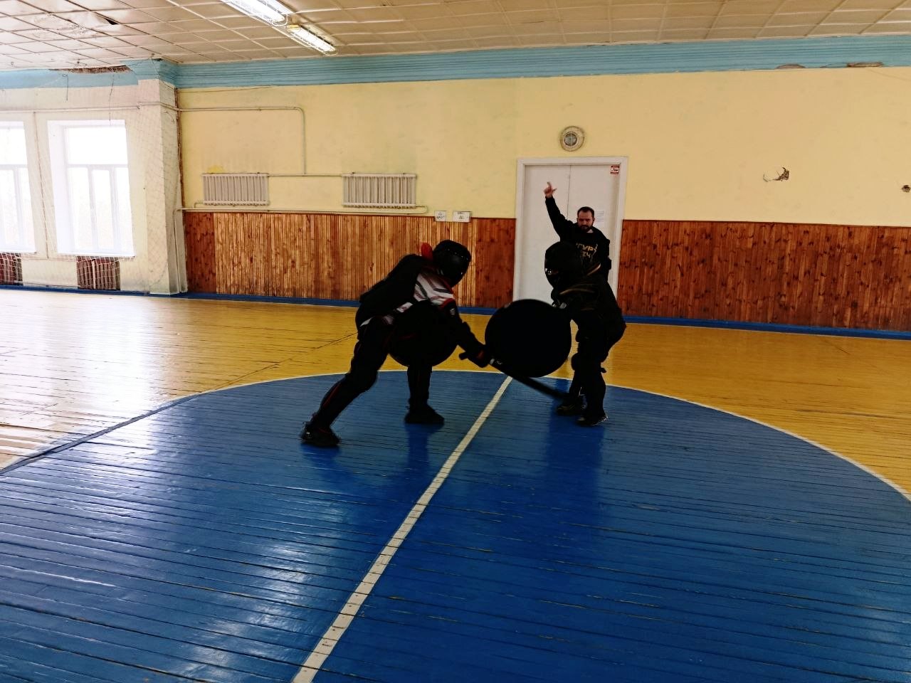 Сталь гартується змалечку: У Звягелі вперше пройшов турнір із середньовічного бою серед дітей