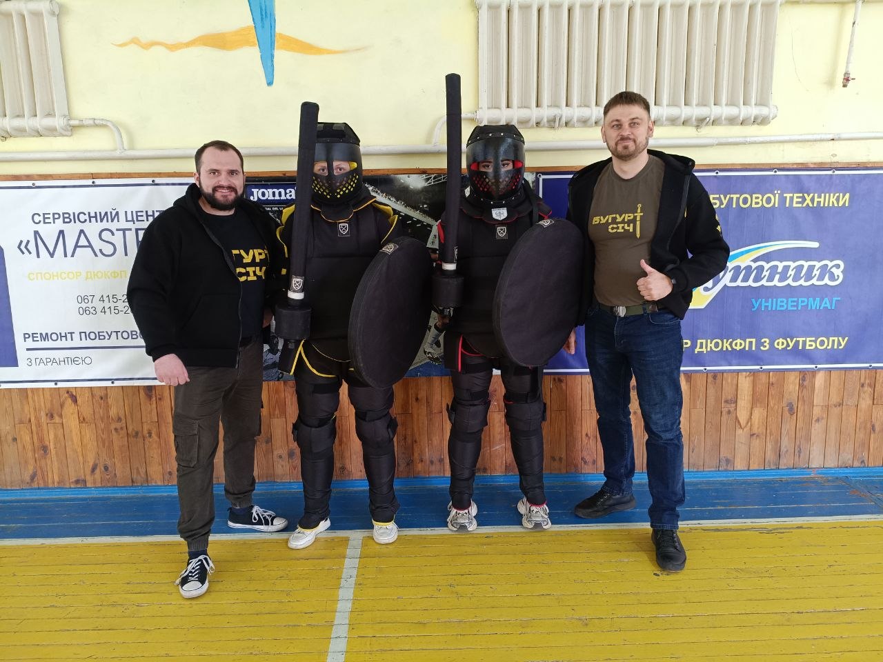 Сталь гартується змалечку: У Звягелі вперше пройшов турнір із середньовічного бою серед дітей