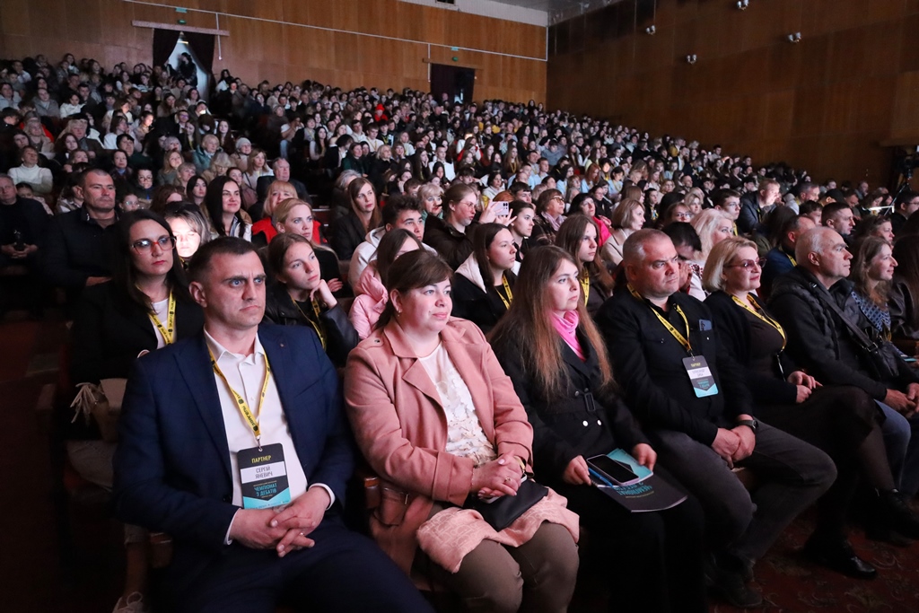 Звягель сьогодні — центр інтелектуальної молоді України