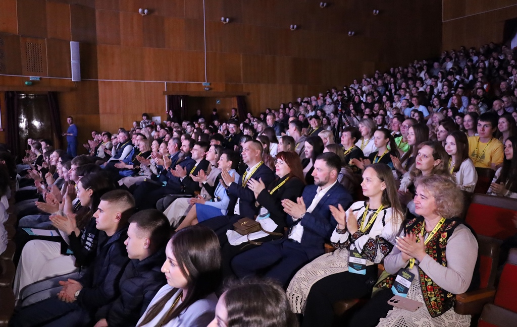 Звягель сьогодні — центр інтелектуальної молоді України