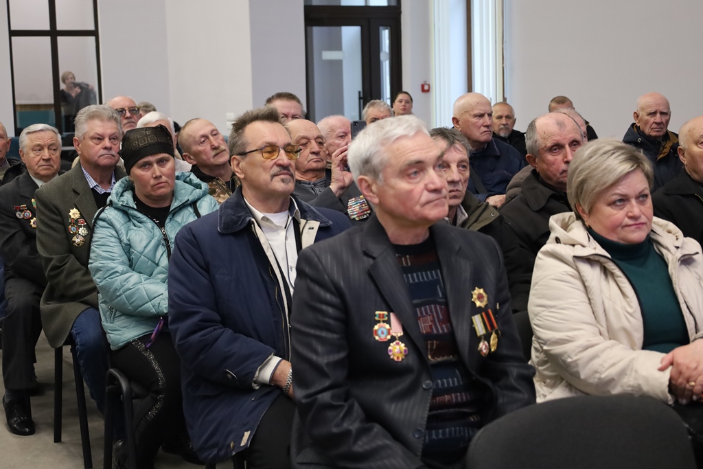 Пам’ятаємо заради майбутнього: у Звягелі відбулися заходи до роковин Чорнобиля