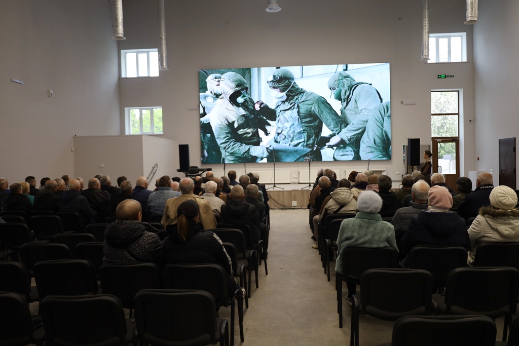 Пам’ятаємо заради майбутнього: у Звягелі відбулися заходи до роковин Чорнобиля