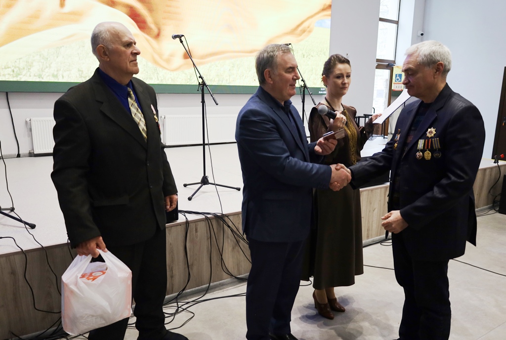 Пам’ятаємо заради майбутнього: у Звягелі відбулися заходи до роковин Чорнобиля