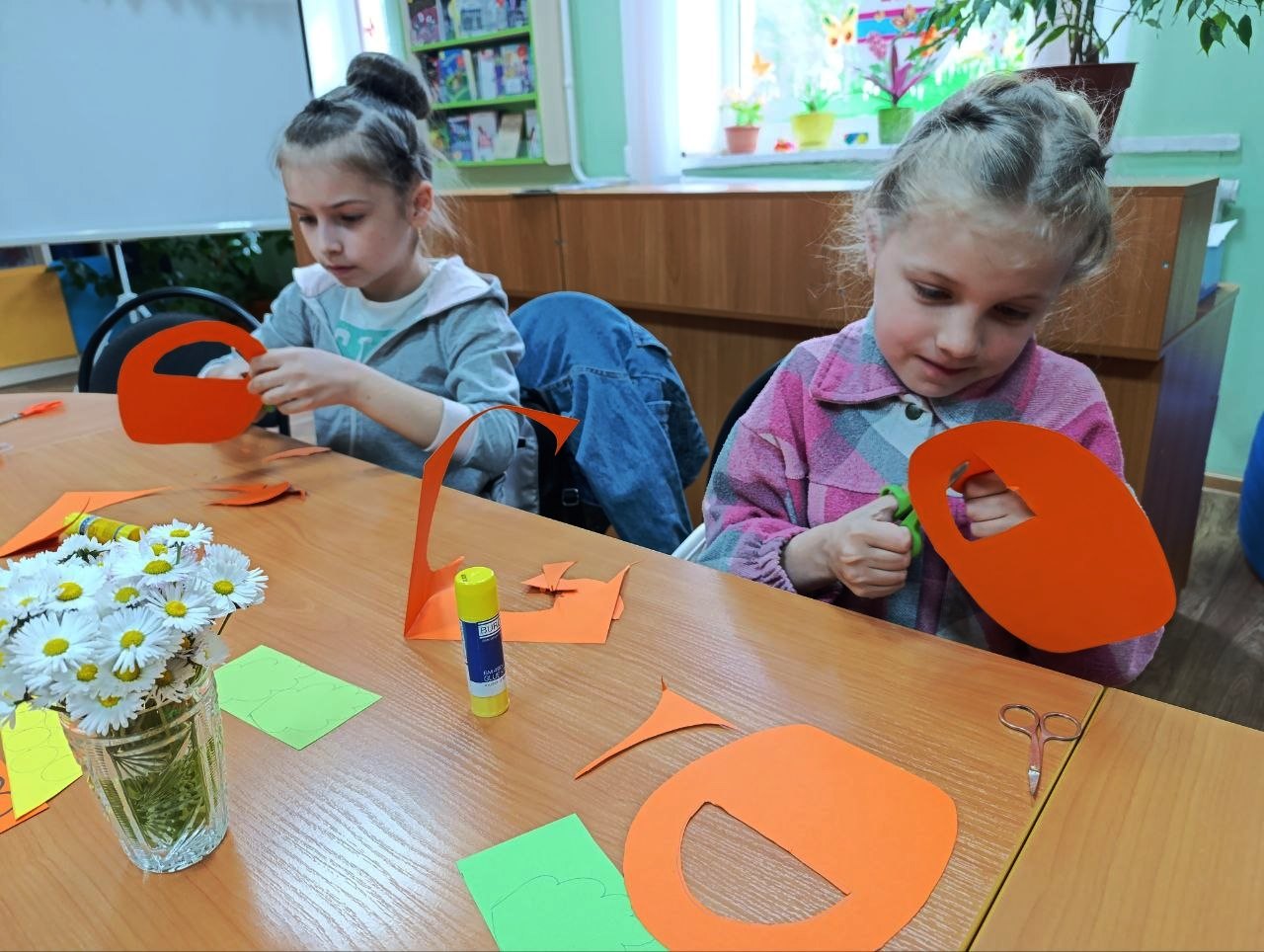 До Дня матері: у бібліопросторах громади відбулися теплі та творчі заходи