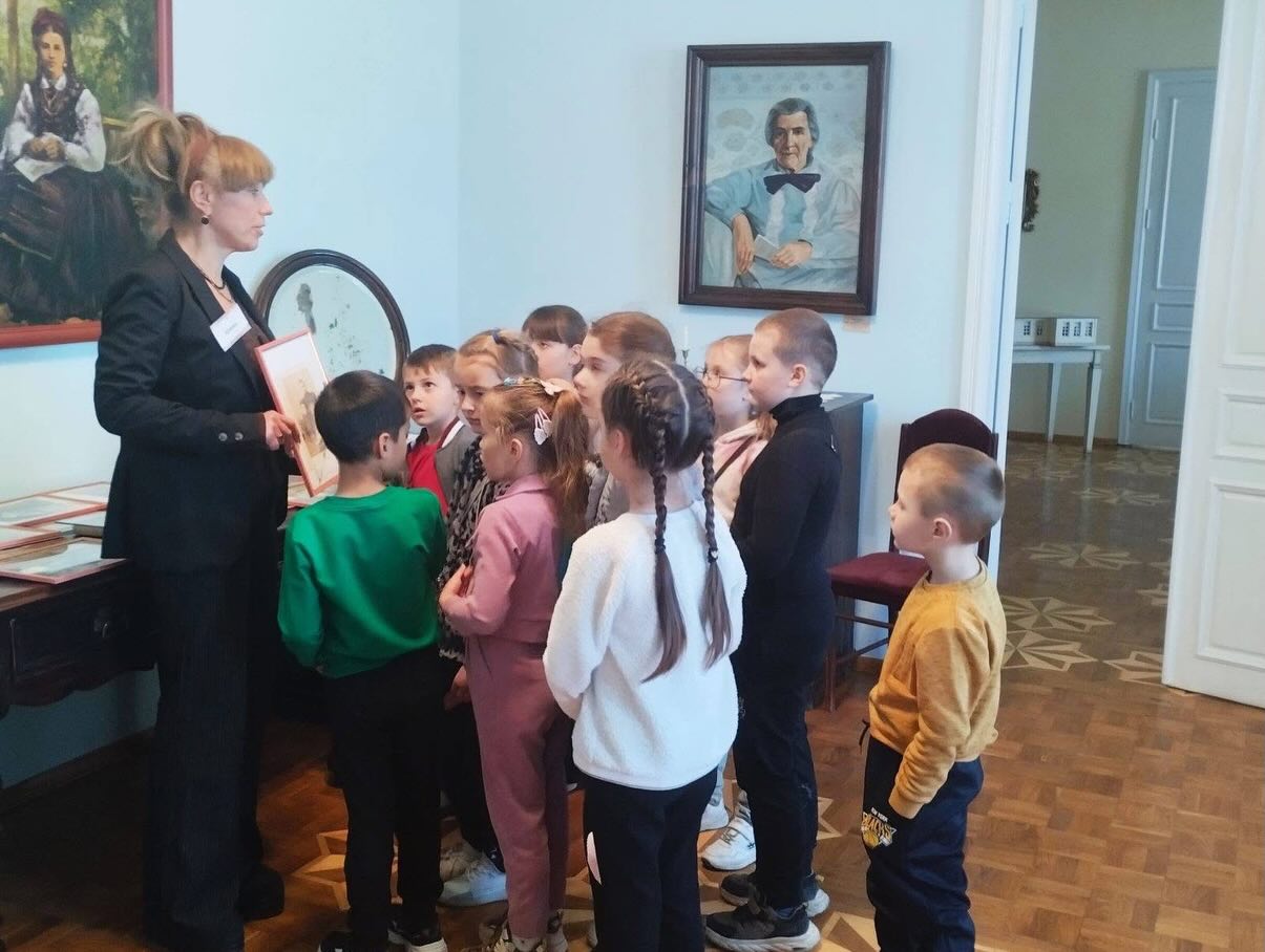 “Мамине тепло в оселі Косачів»