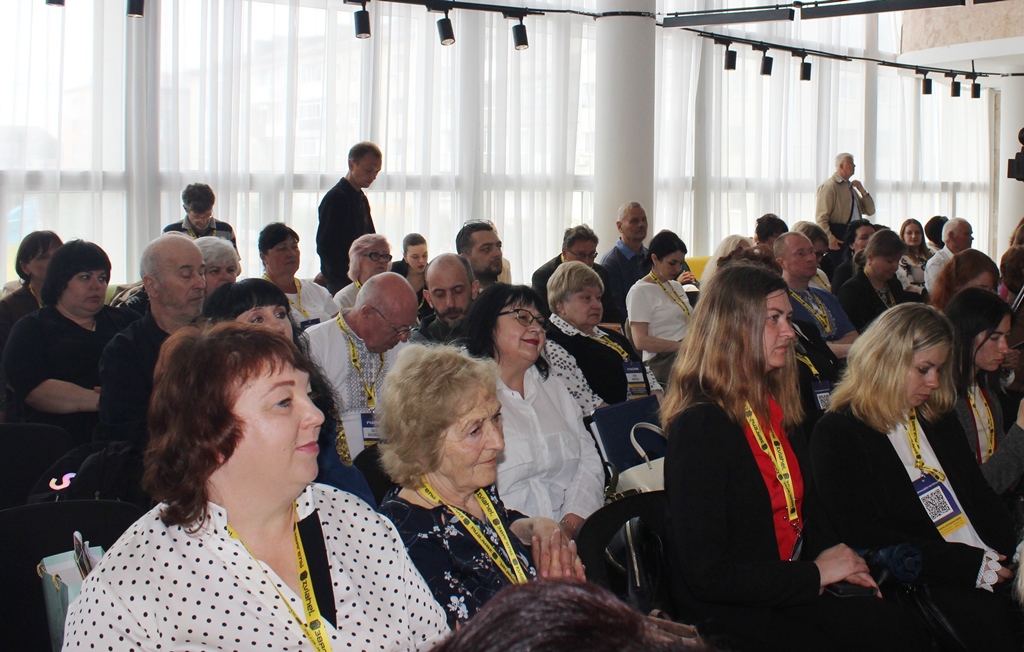 У Звягелі підбили підсумки Міжнародної науково-практичної краєзнавчої конференції