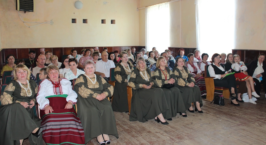 У Майстрові відзначили День села та вшанували Героїв України
