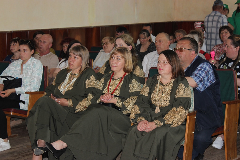 У Майстрові відзначили День села та вшанували Героїв України