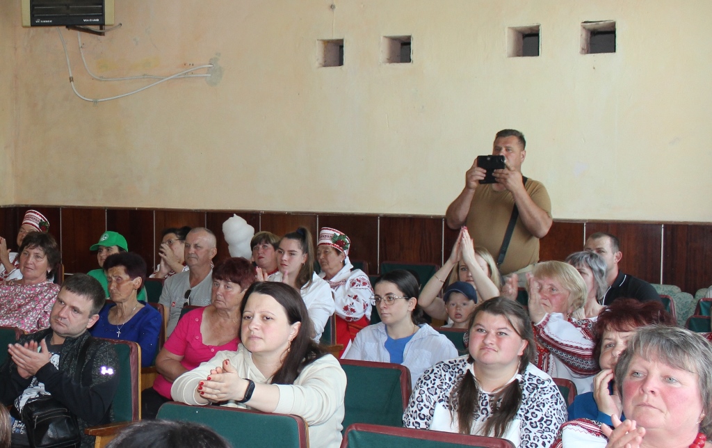 У Майстрові відзначили День села та вшанували Героїв України