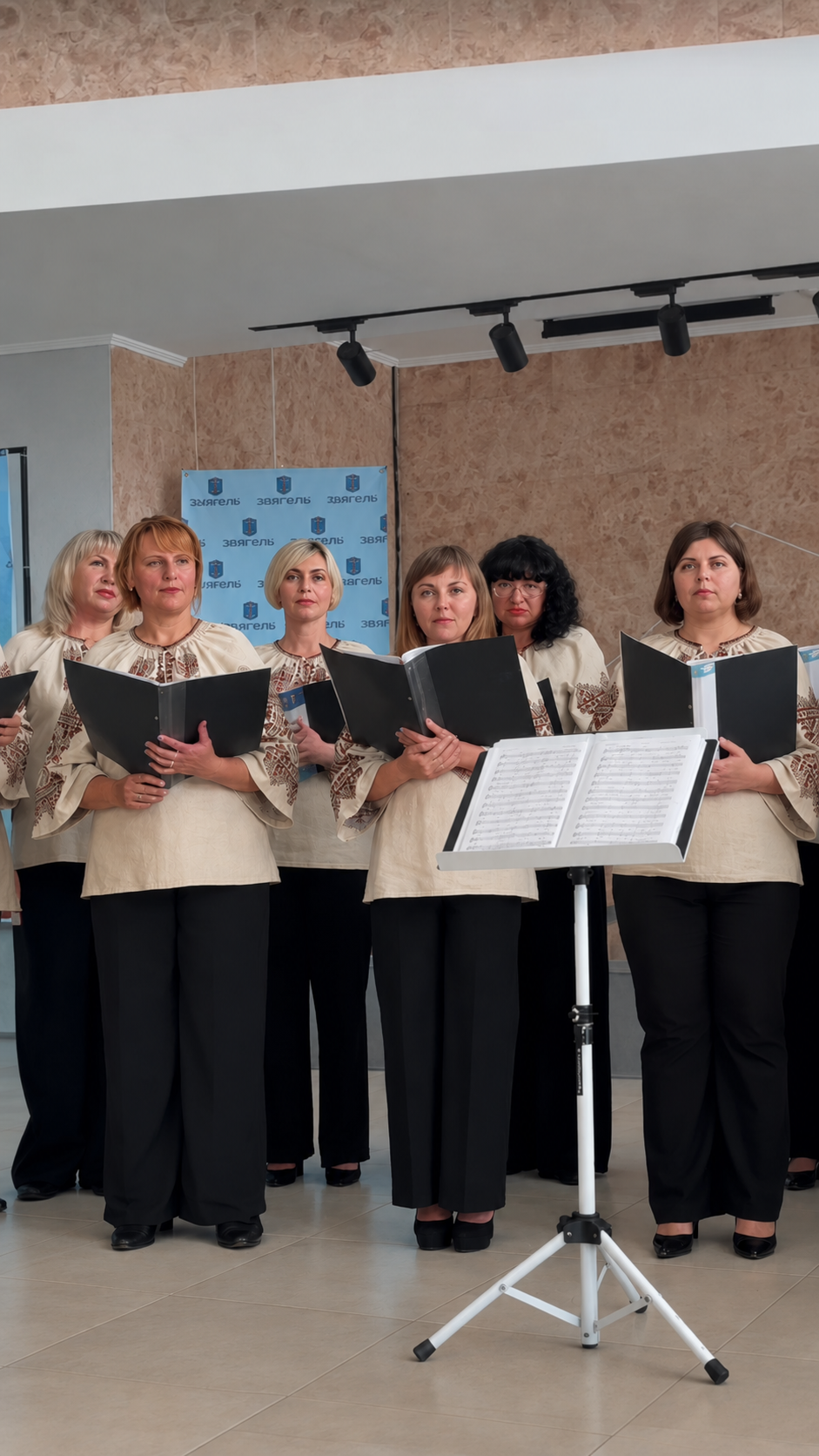 У Звягелі відбувся благодійний концерт «У серці — Україна»