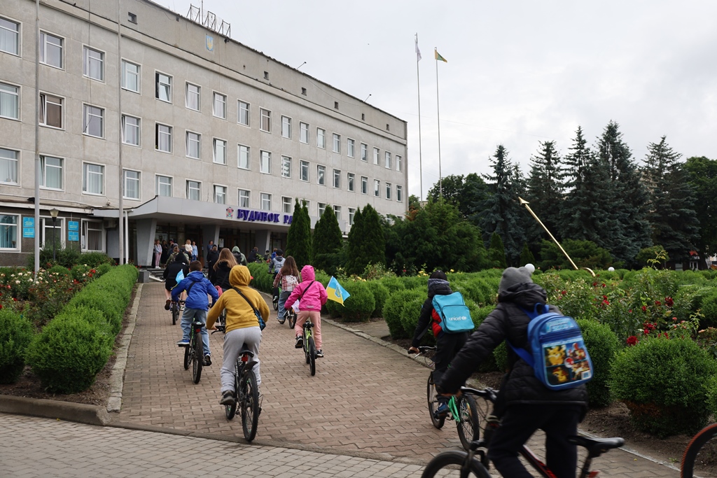 У Звягелі відбувся дитячий велопробіг до Дня міста
