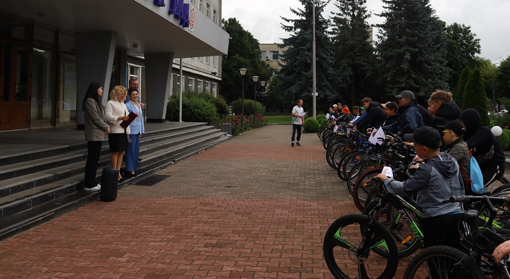 У Звягелі відбувся дитячий велопробіг до Дня міста