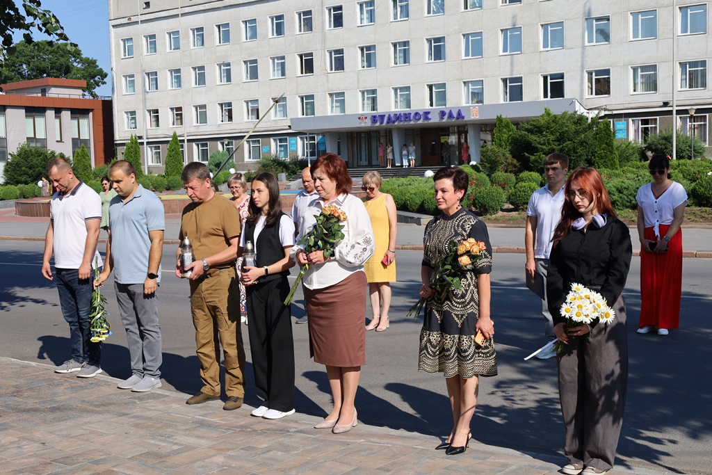 У День Української Державності у Звягелі вшанували борців за волю та незалежність України