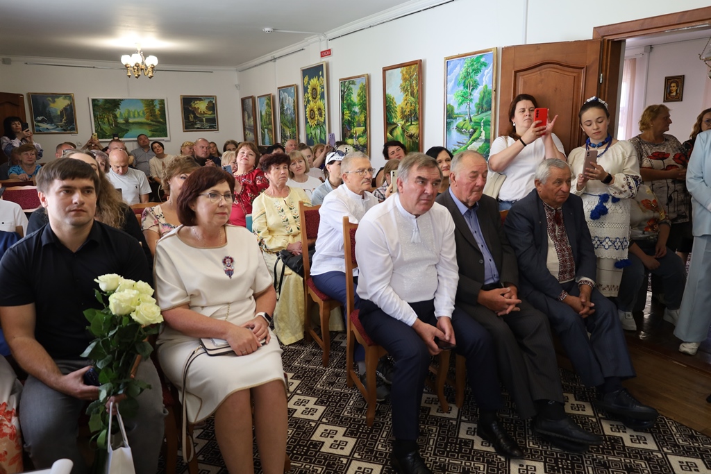 «На гостини до Лесі»: у Звягелі відбулася літературно-мистецька зустріч, що об’єднала покоління навколо творчої спадщини Лесі Українки