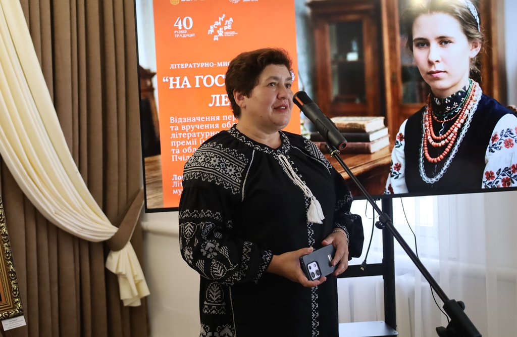 «На гостини до Лесі»: у Звягелі відбулася літературно-мистецька зустріч, що об’єднала покоління навколо творчої спадщини Лесі Українки