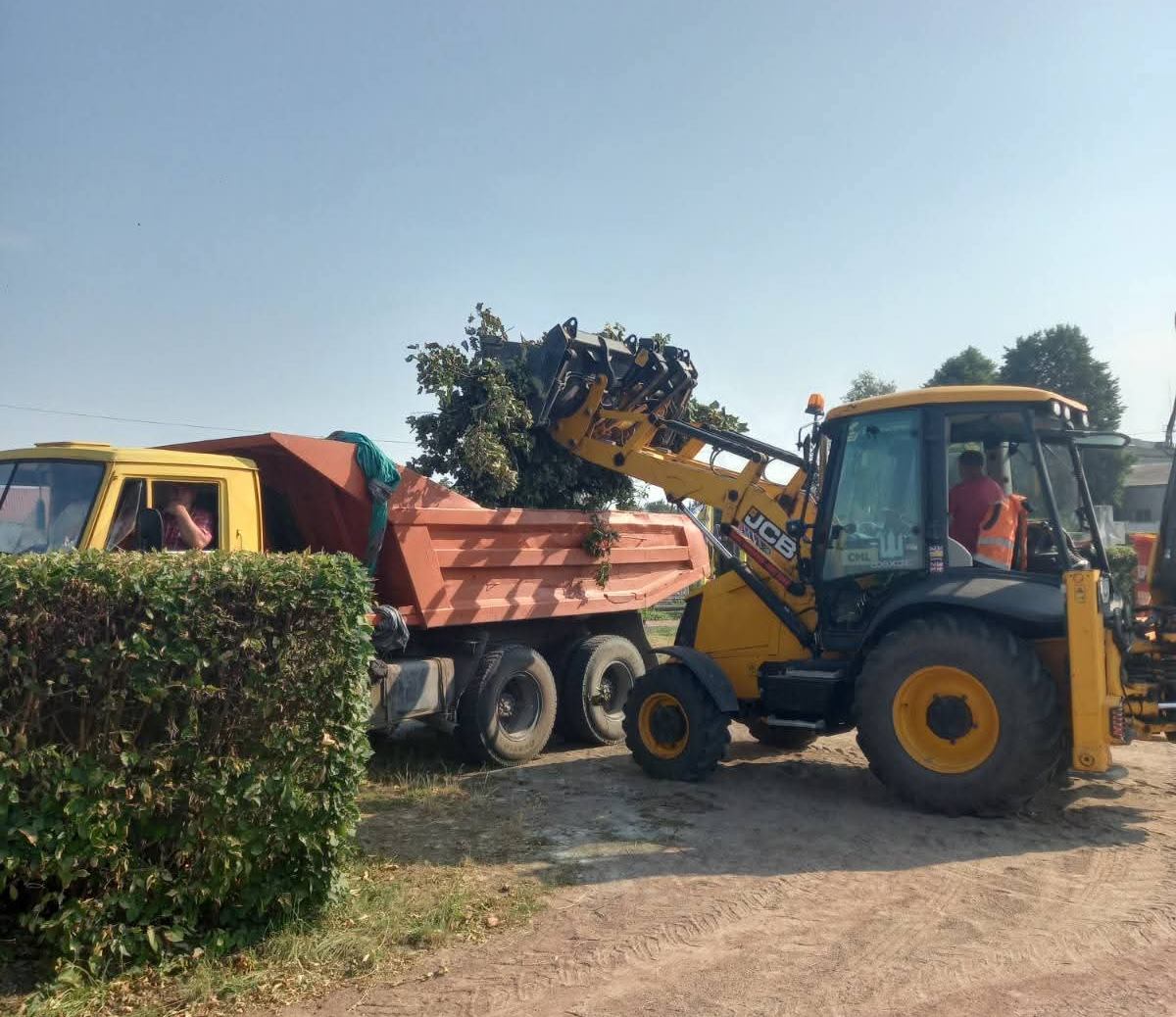 Бережімо пам’ять разом: дбаймо про належний стан місць поховань