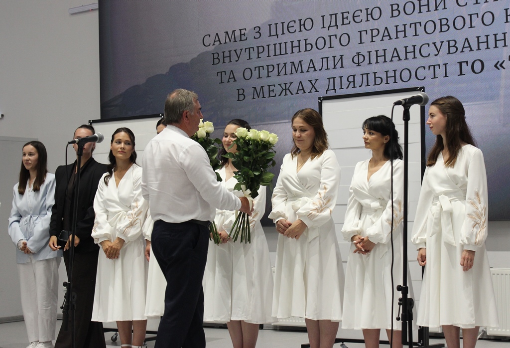 Вистава «Усе буде добре, цілую…» знову торкнулася сердець глядачів