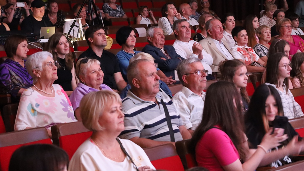 Благодійний концерт «Не згасне світло Лесиних джерел» став мистецькою кульмінацією ювілейного фестивалю