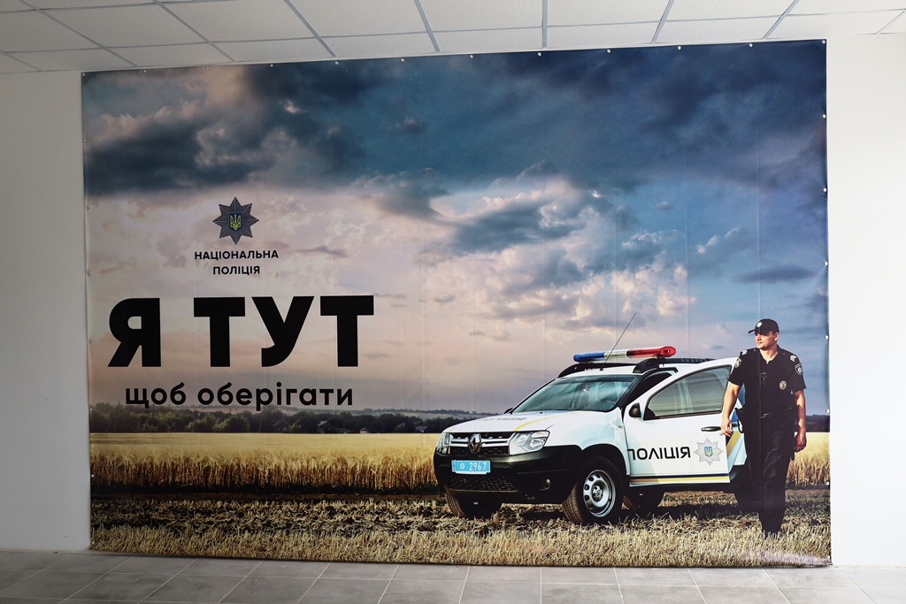 Микола Боровець перевірив стан ремонтів у майбутніх поліцейських станціях Звягеля