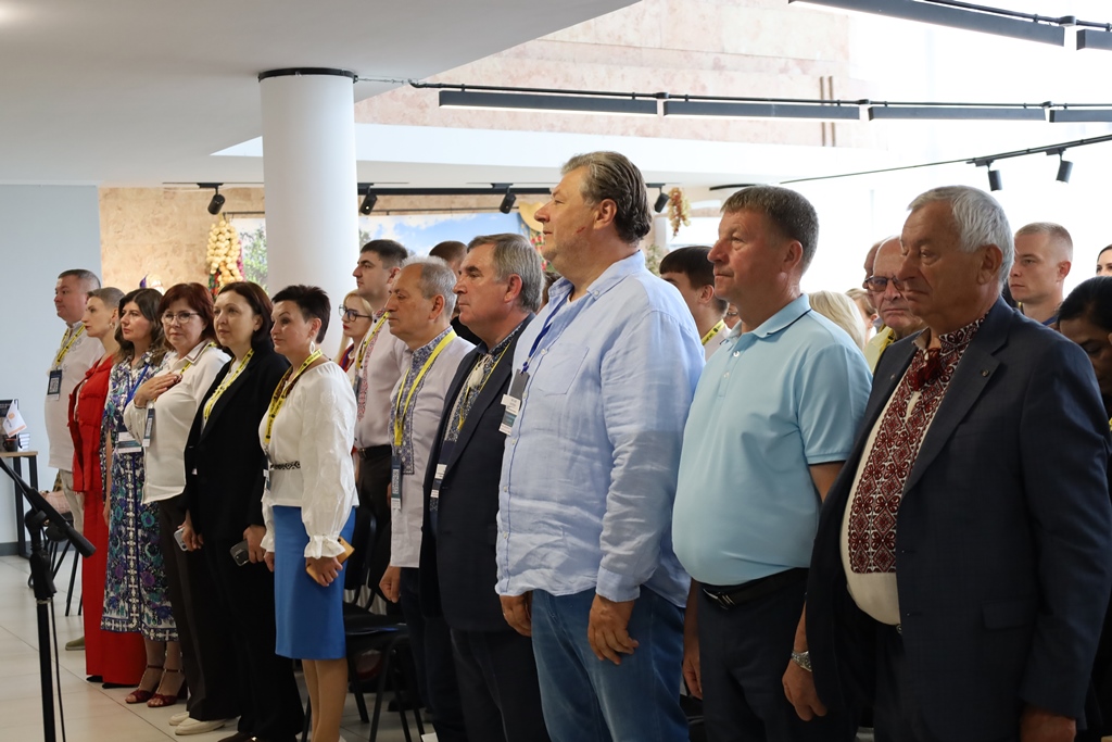 Перший Всеукраїнський культурний форум «Код національної культури» у Звягелі об’єднав культурну еліту України