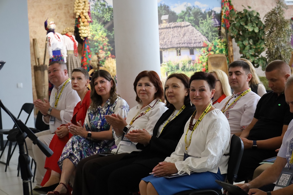 Перший Всеукраїнський культурний форум «Код національної культури» у Звягелі об’єднав культурну еліту України