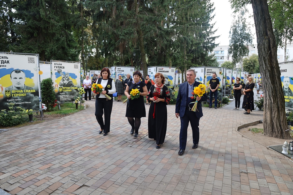 «Янголи Пам’яті»: у Звягелі вшанували загиблих захисників України