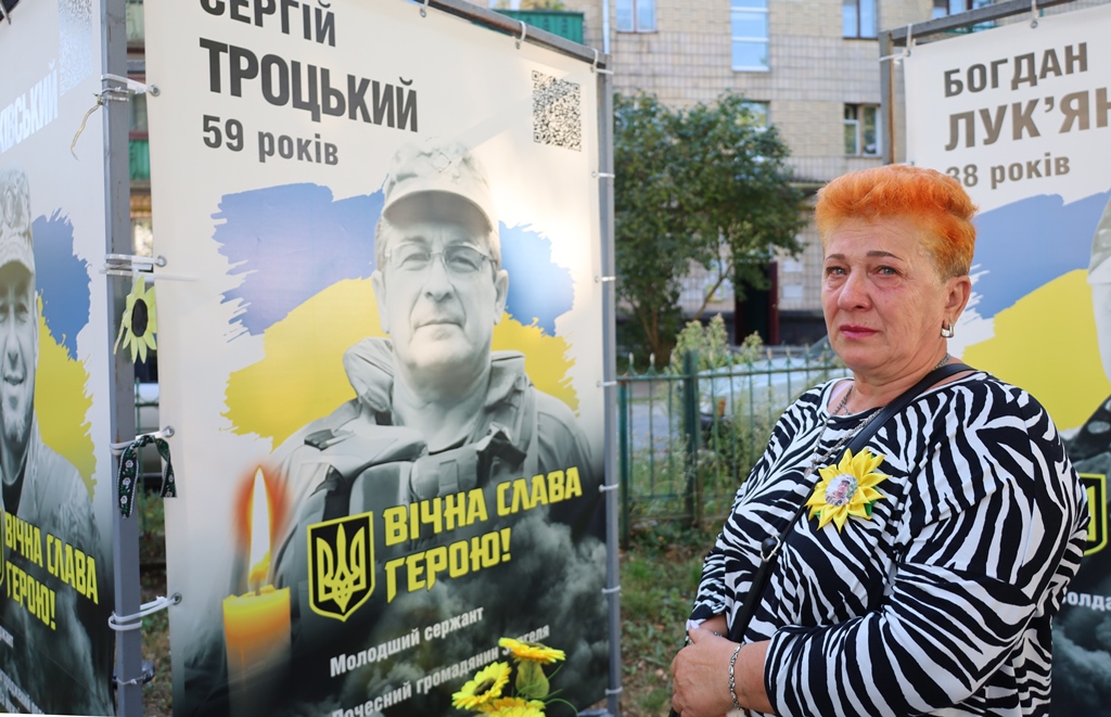 «Шаную воїнів, біжу за Героїв України»: у Звягелі вшанували пам’ять полеглих захисників
