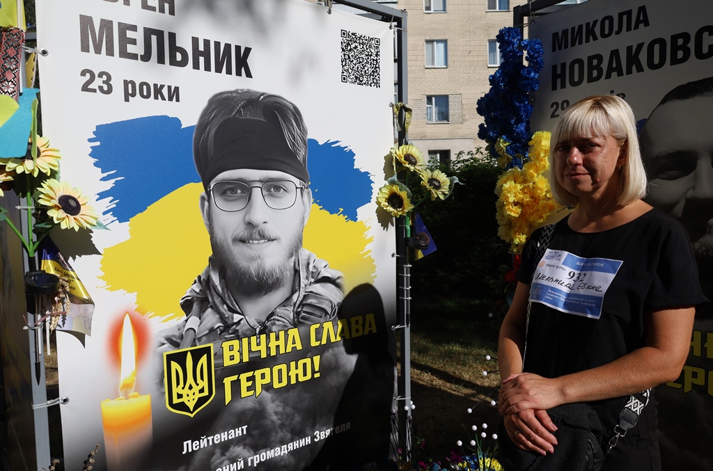 «Шаную воїнів, біжу за Героїв України»: у Звягелі вшанували пам’ять полеглих захисників
