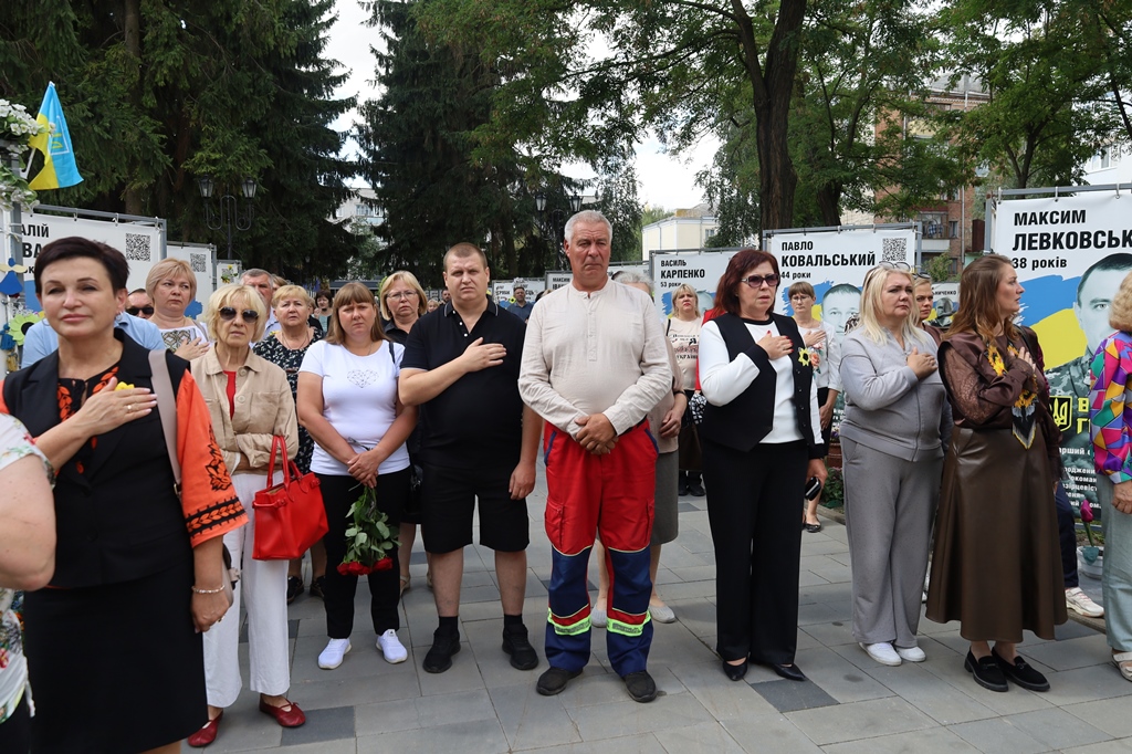 «Янголи Пам’яті»: у Звягелі вшанували загиблих захисників України