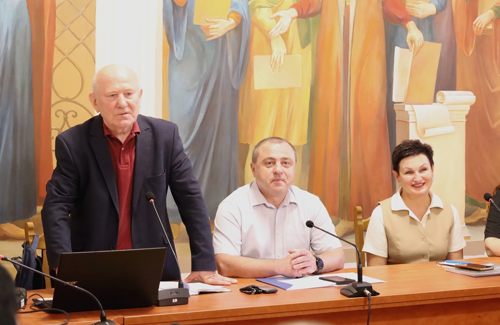 Поїздка до Національного університету «Острозька делегації освітян