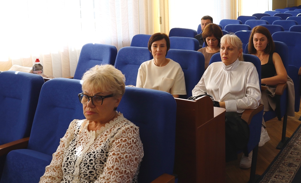 Відбулося засідання розширеної колегії управління освіти і науки міської ради