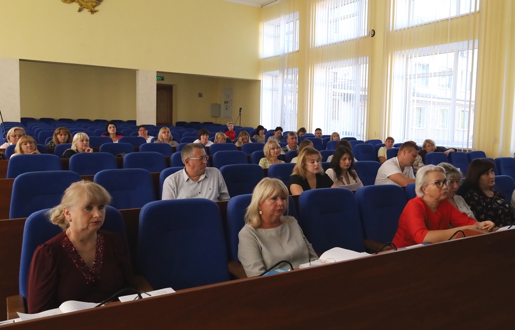 Відбулося засідання розширеної колегії управління освіти і науки міської ради