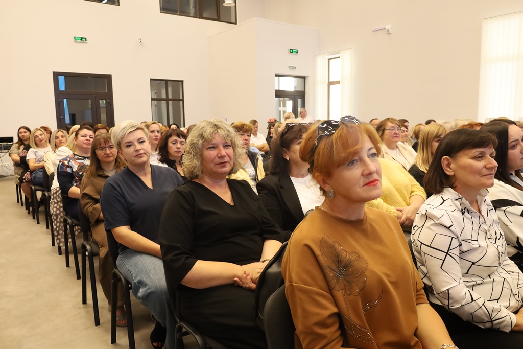 «Серпнева – 2026»: у Звягелі обговорили пріоритети розвитку освіти громади